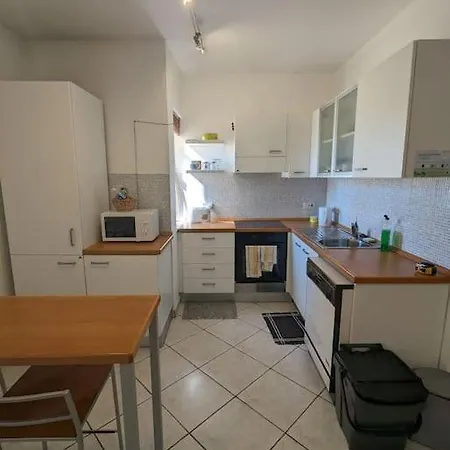 아파트 - Spacious 3 Bedroom Sleep 5