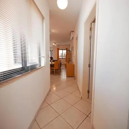 - Spacious 3 Bedroom Sleep 5 Apartament Gzira