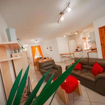 - Spacious 3 Bedroom Sleep 5 * Gzira